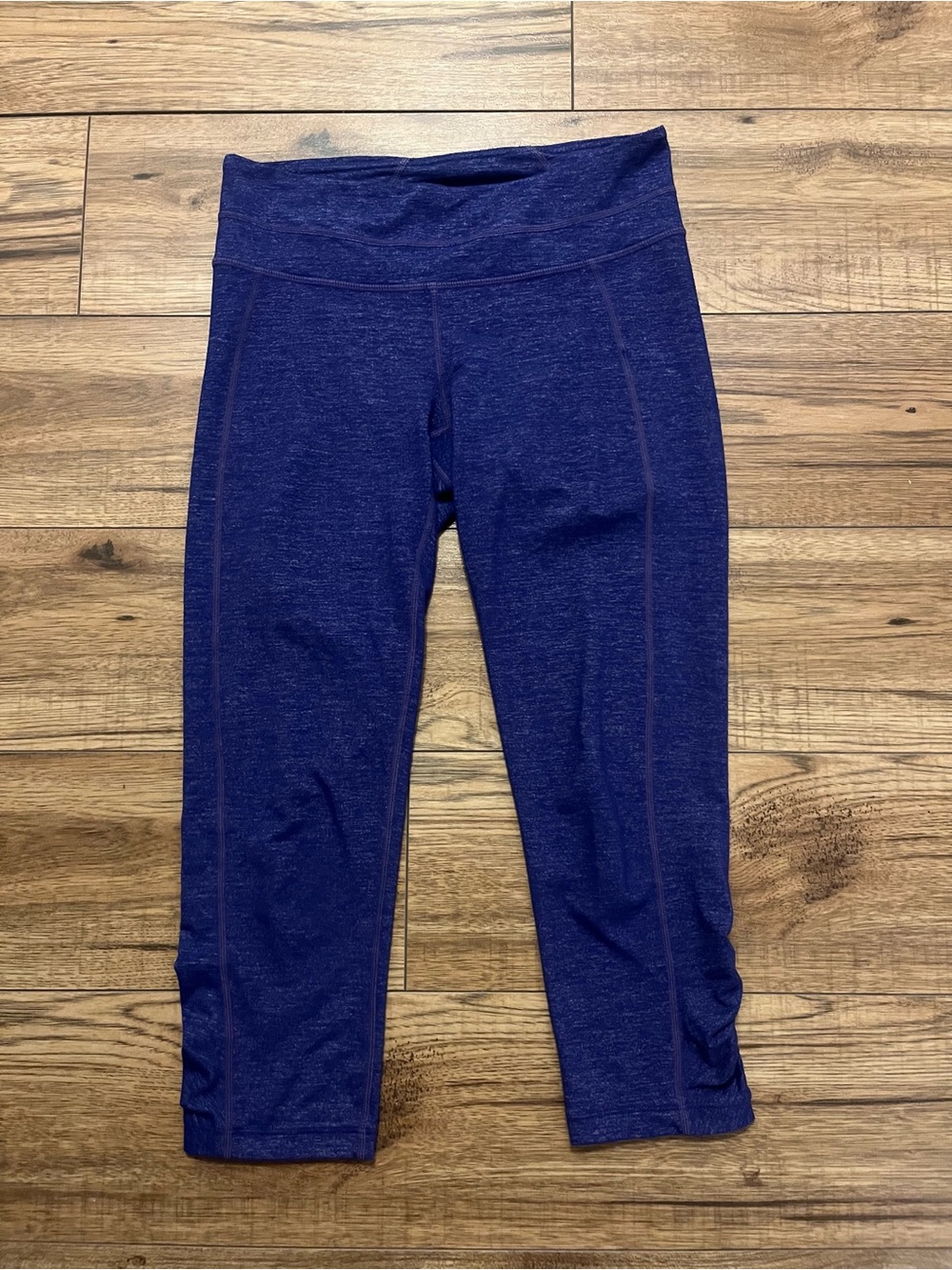 Athleta Purple Ruched Capri Leggings – Women’s XS